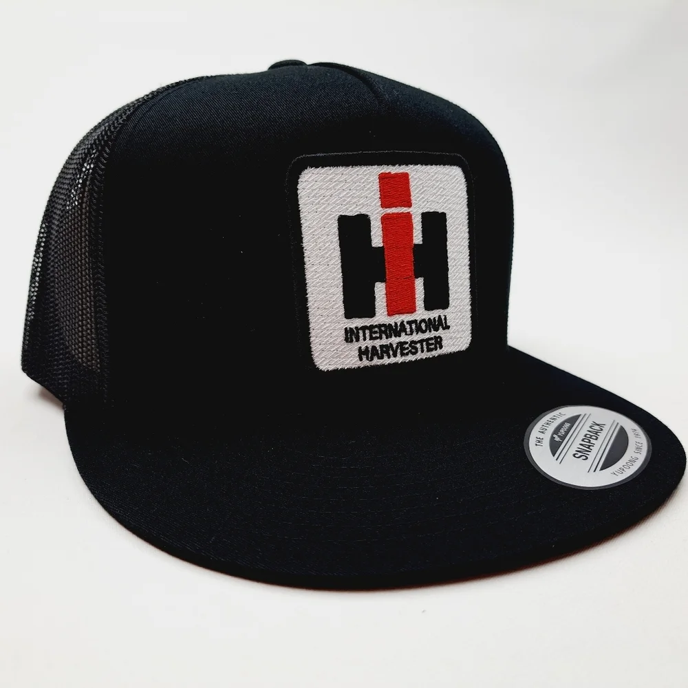 International Harvester Flat Bill Trucker Mesh Snapback Cap Hat Bla…